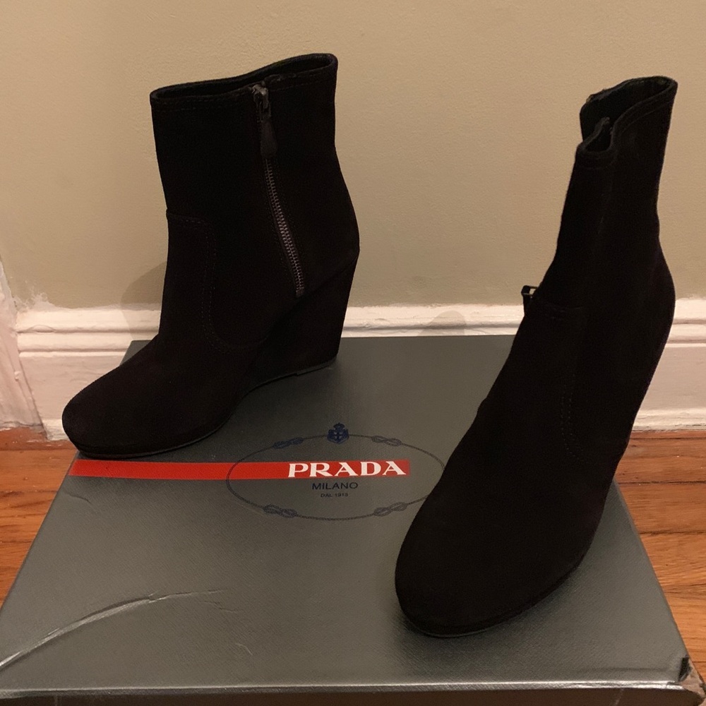 Calzature Donna - Suede Wedged Boot